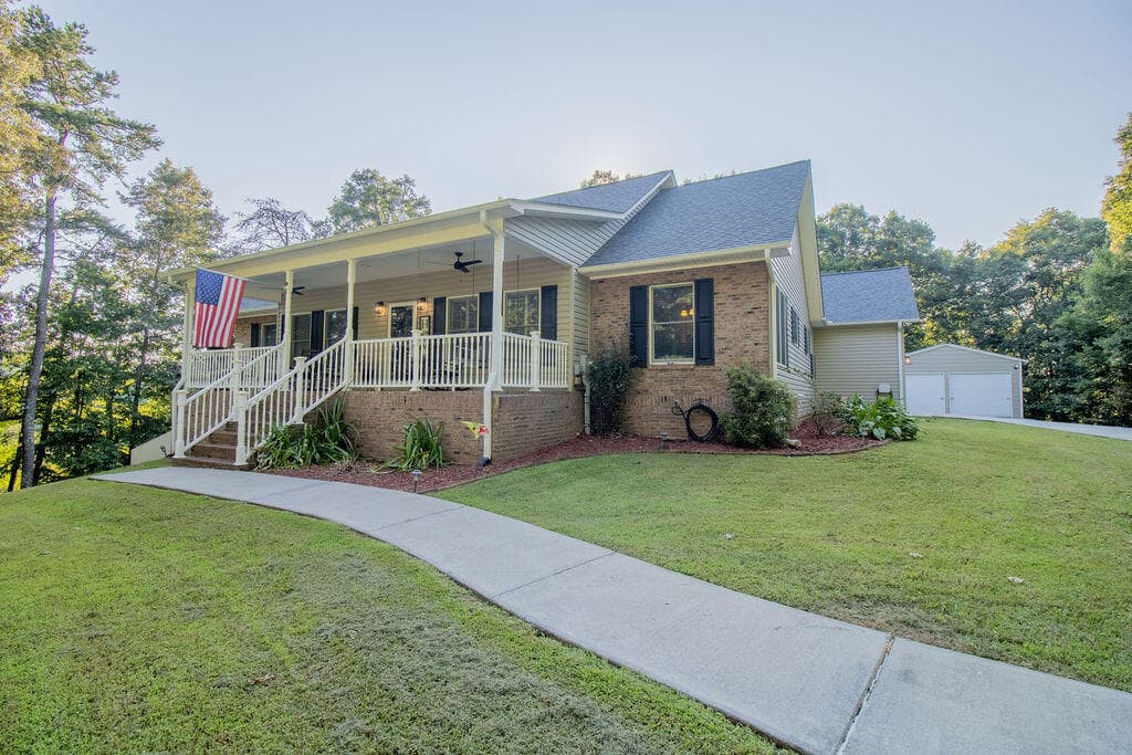 141 Chambers Mtn, Mineral Bluff GA 30559 - Photo