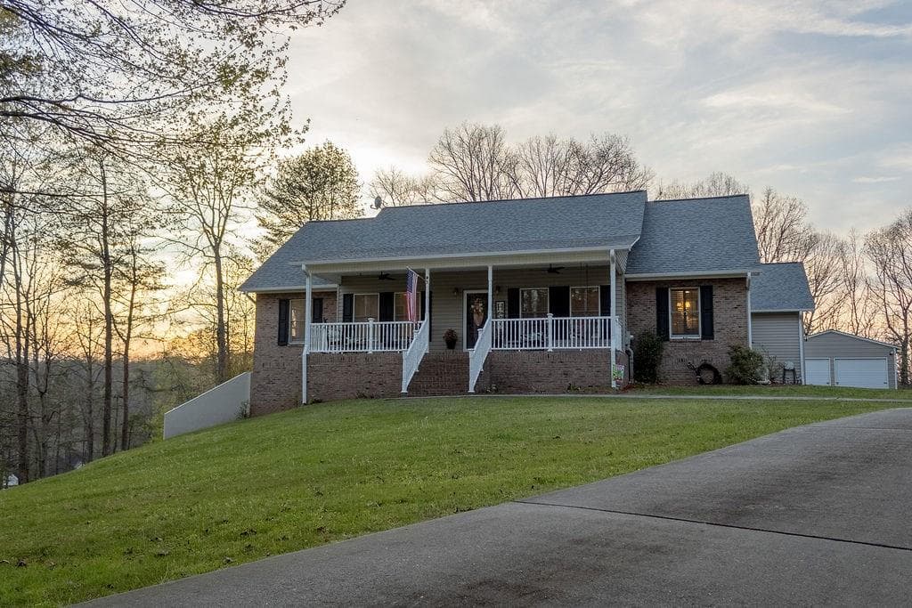 141 Chambers Mtn, Mineral Bluff GA 30559 - Photo