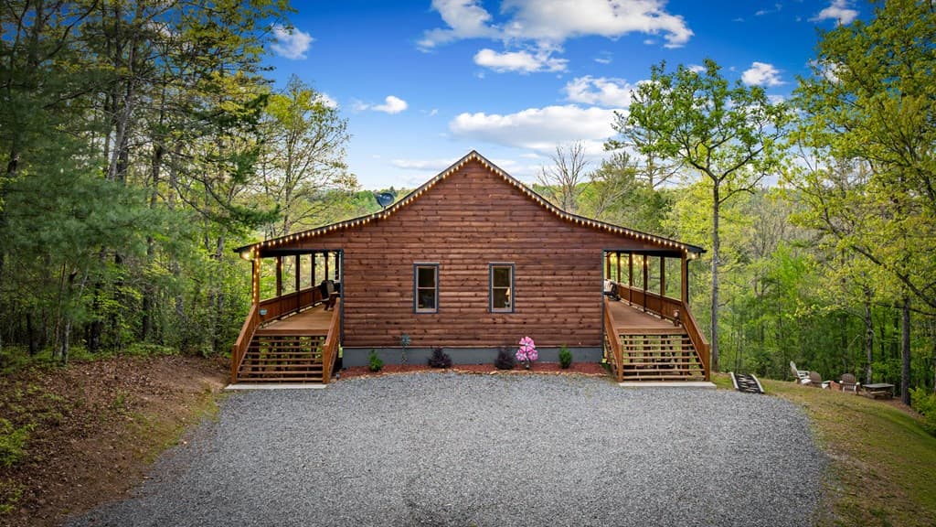 490 Walnut Hills Drive, Mineral Bluff GA 30559 - Photo