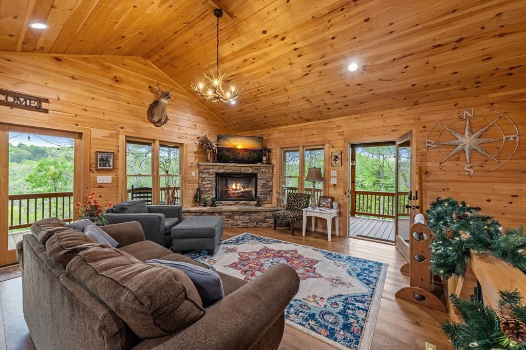490 Walnut Hills Drive, Mineral Bluff GA 30559 - Photo