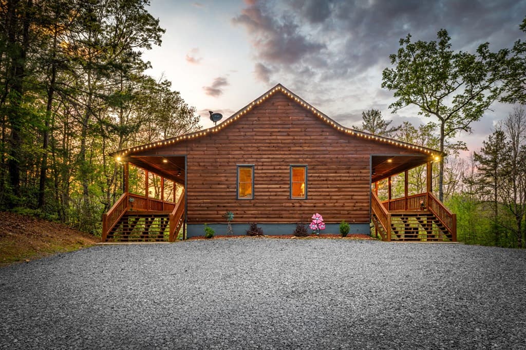 490 Walnut Hills Drive, Mineral Bluff GA 30559 - Photo