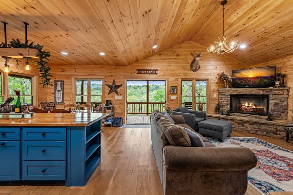 490 Walnut Hills Drive, Mineral Bluff GA 30559 - Photo