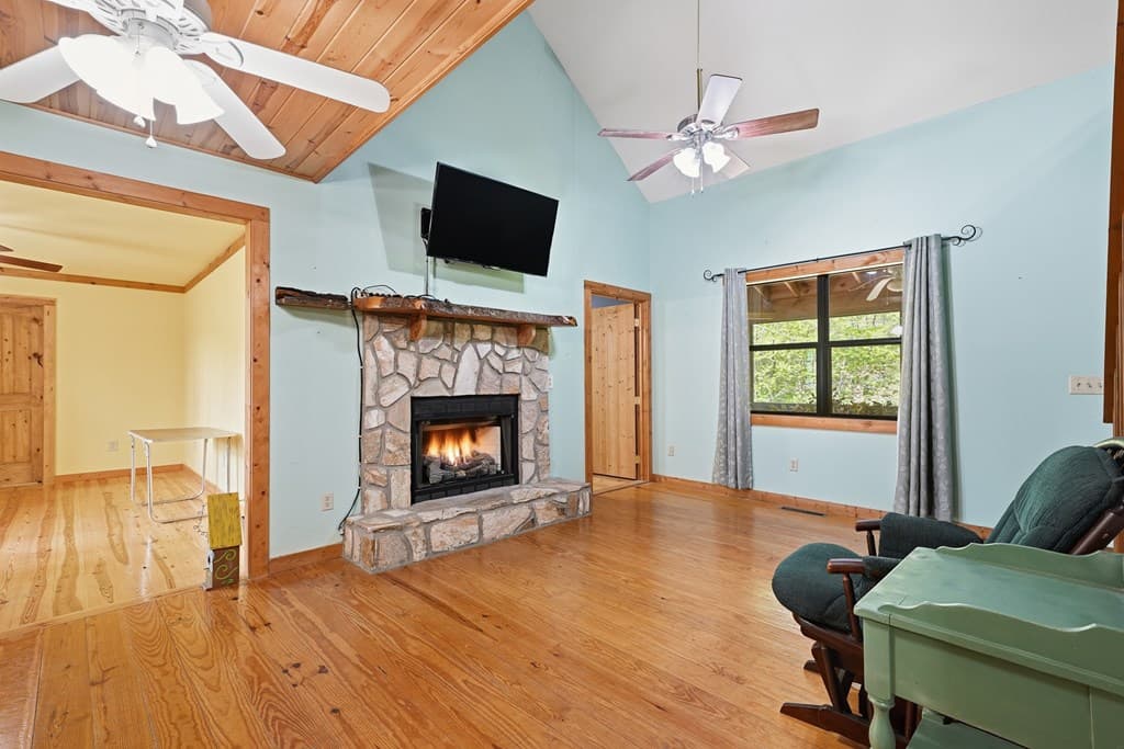128 Carroll Road, Blairsville GA 30512 - Photo