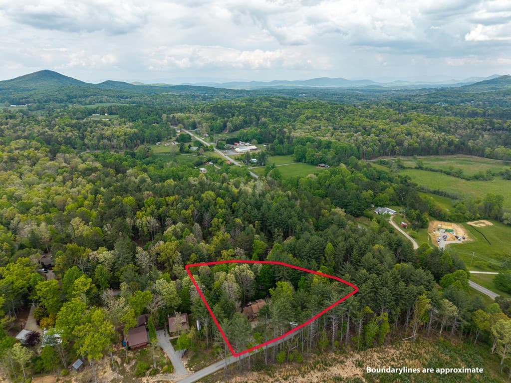 128 Carroll Road, Blairsville GA 30512 - Photo