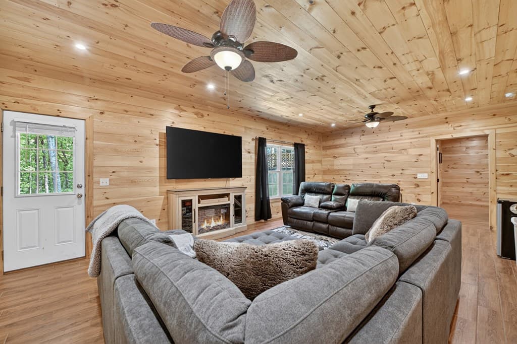 68 Old South Drive, Ellijay GA 30540 - Photo