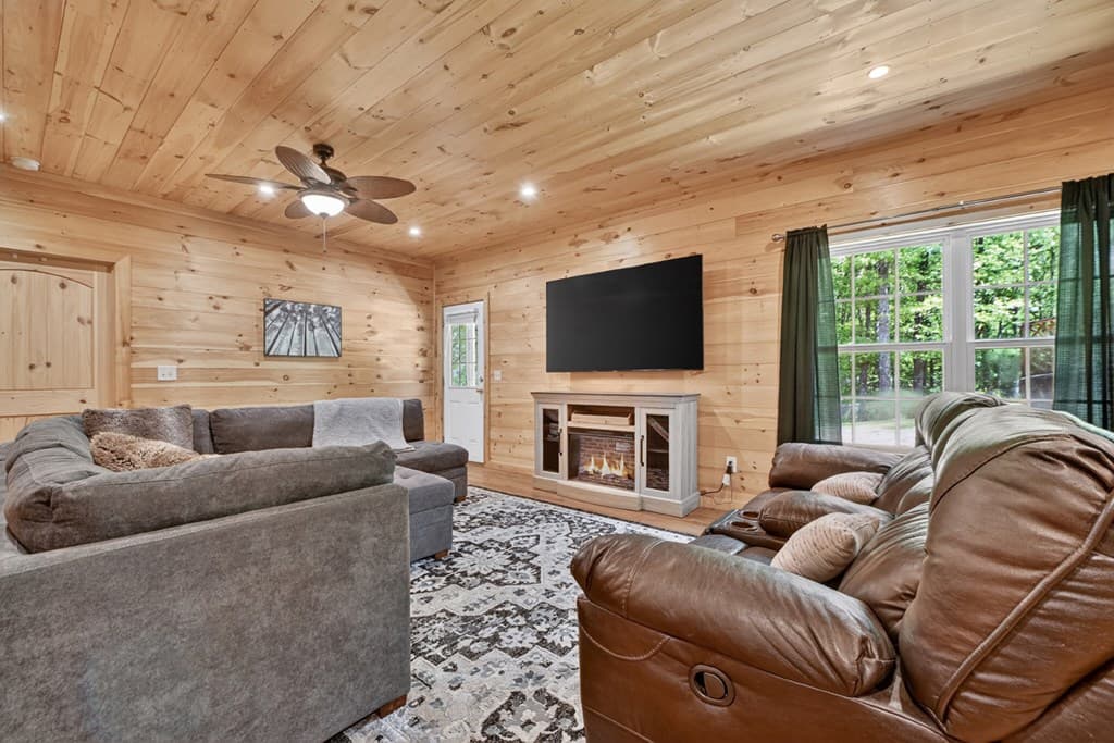 68 Old South Drive, Ellijay GA 30540 - Photo
