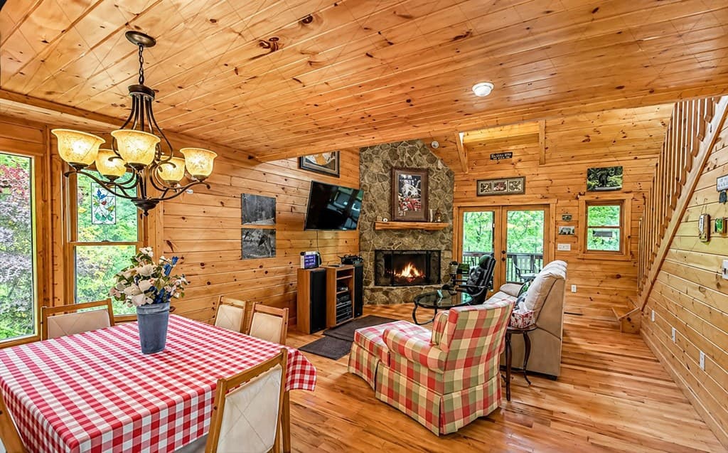 260 Down Under Road, Blue Ridge GA 30513 - Photo