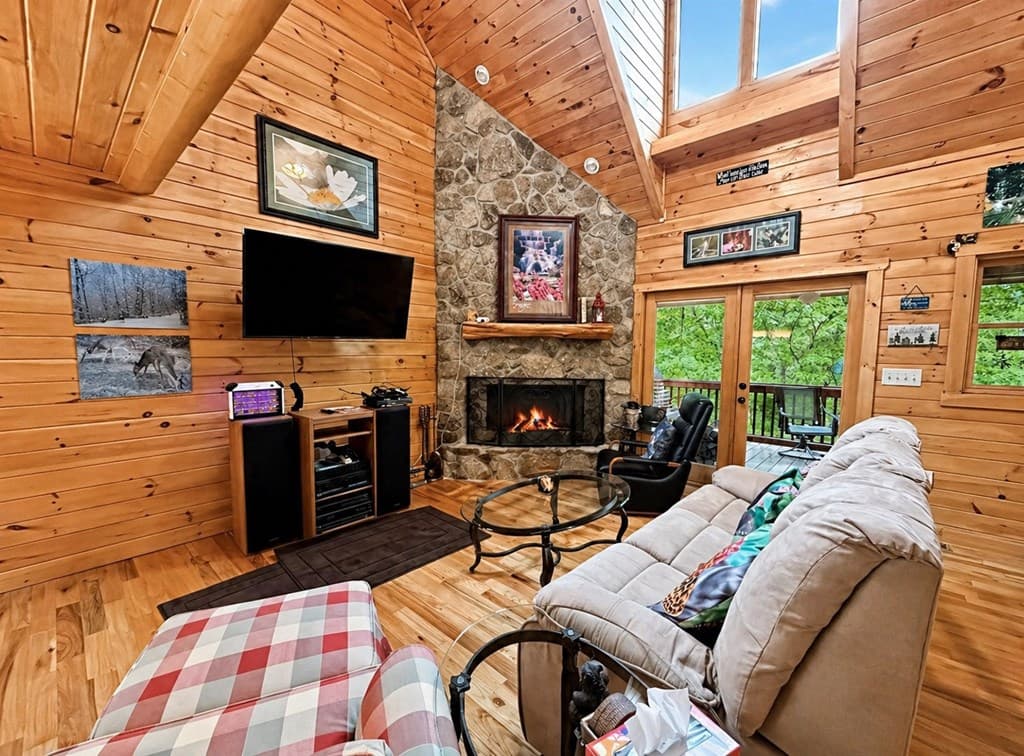 260 Down Under Road, Blue Ridge GA 30513 - Photo