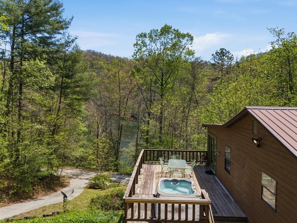 4541 Winding Stairs Road, Topton NC 28781 - Photo