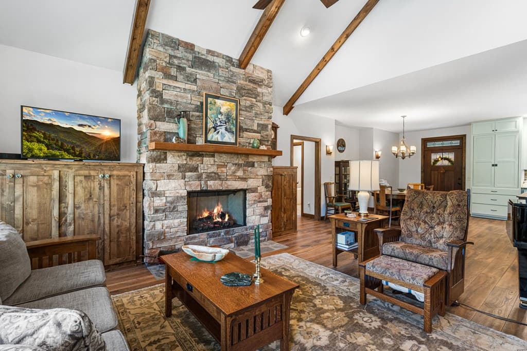4720 Arrowhead Road, Hiawassee GA 30546 - Photo