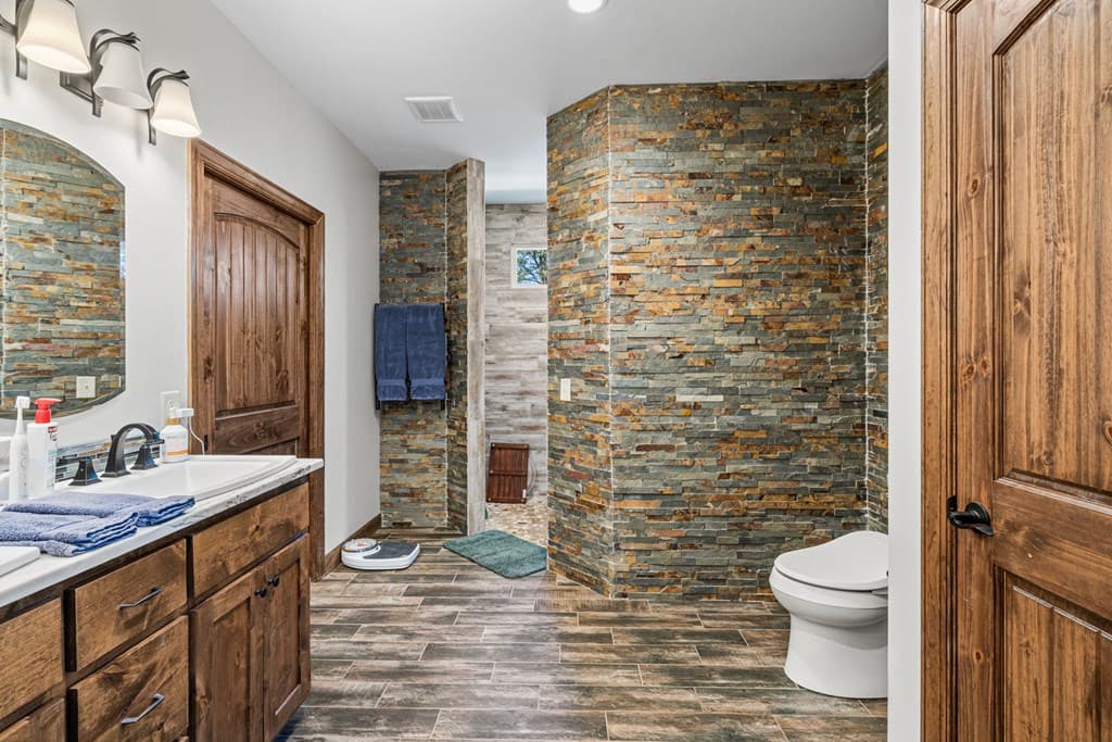 4720 Arrowhead Road, Hiawassee GA 30546 - Photo