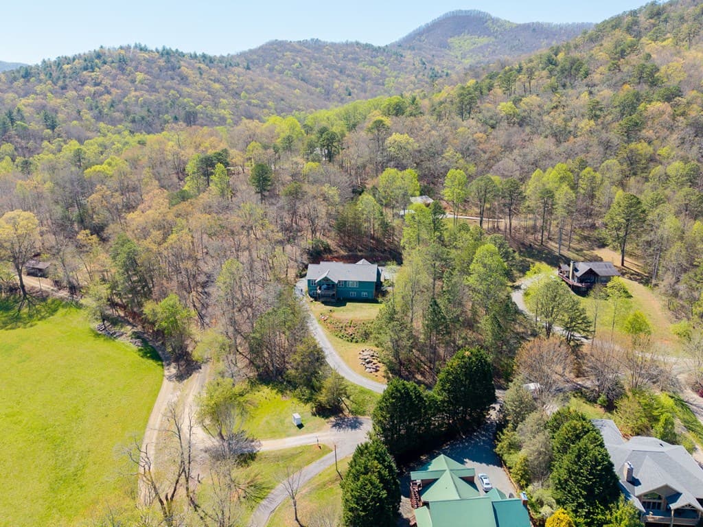 4720 Arrowhead Road, Hiawassee GA 30546 - Photo