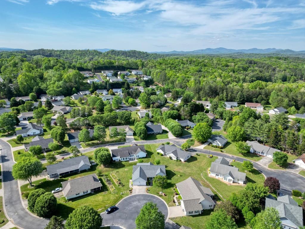 15 Westward Lane, Blue Ridge GA 30513 - Photo