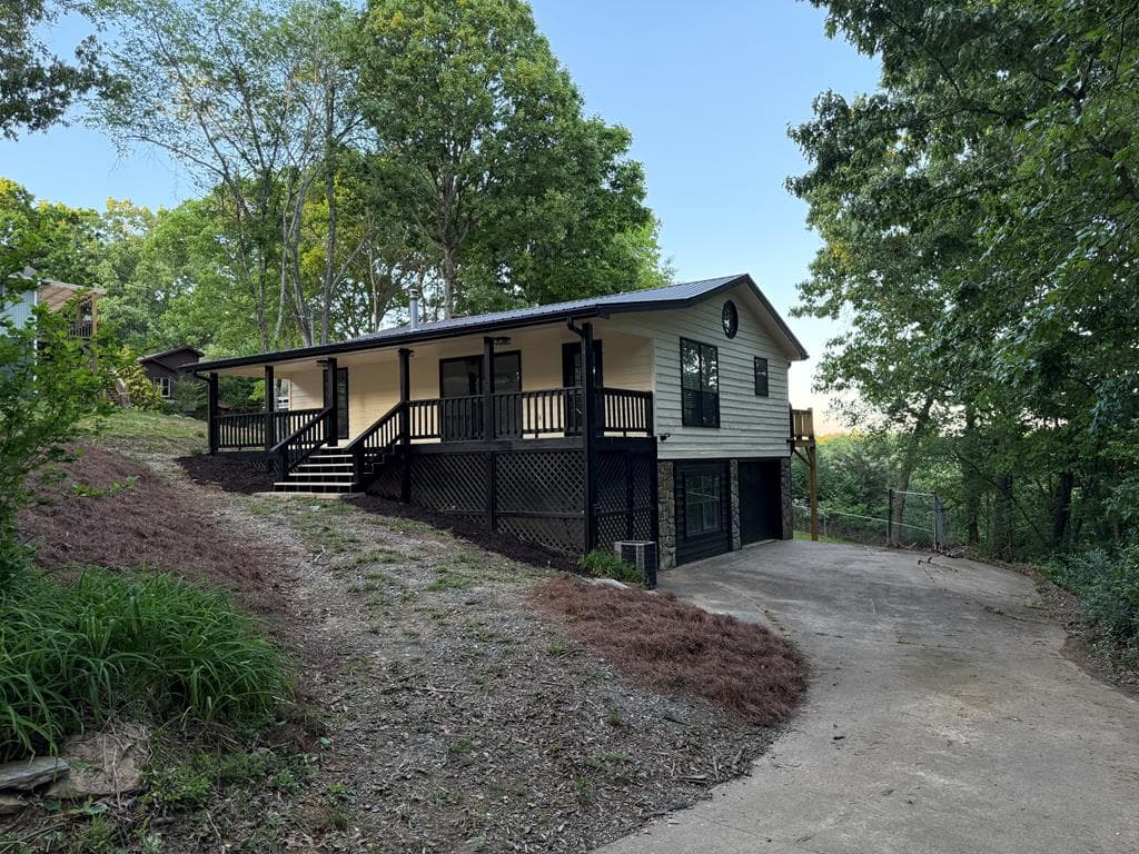 678 Lakeview Circle, Morganton GA 30560 - Primary photo