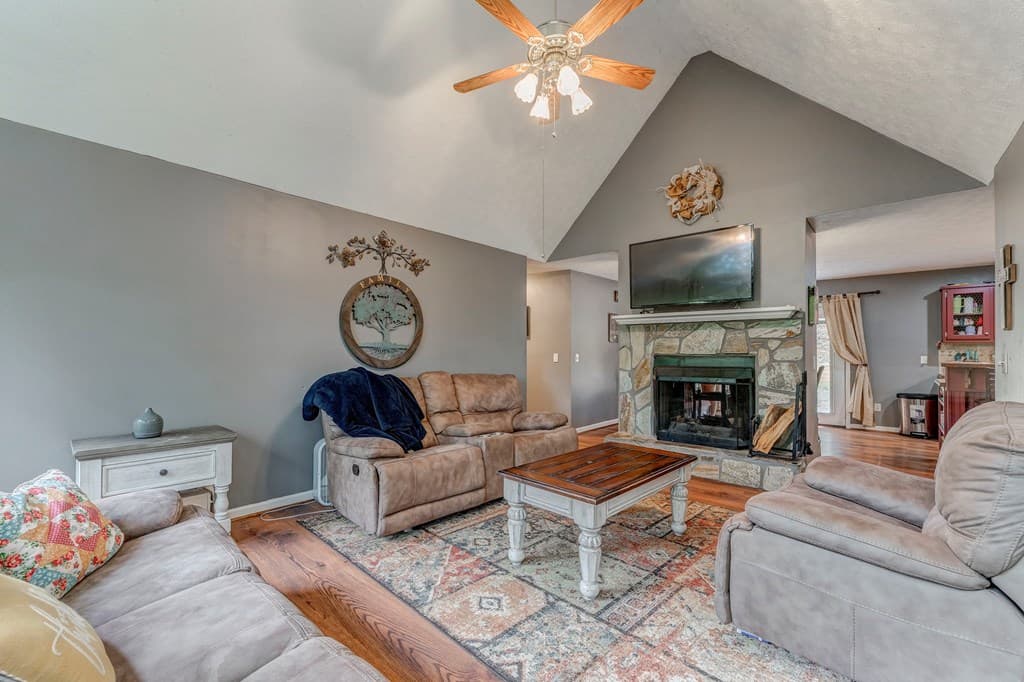 264 Fox Den Circle, Jasper GA 30143 - Photo