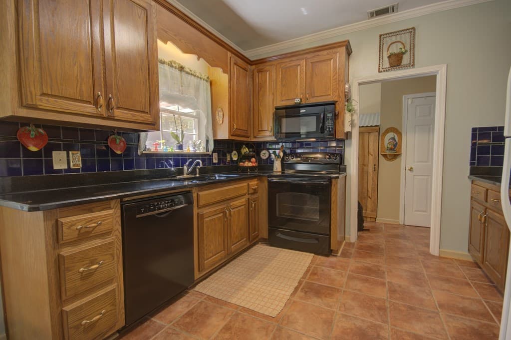 35 Kitchen Way West, Dahlonega GA 30533 - Photo