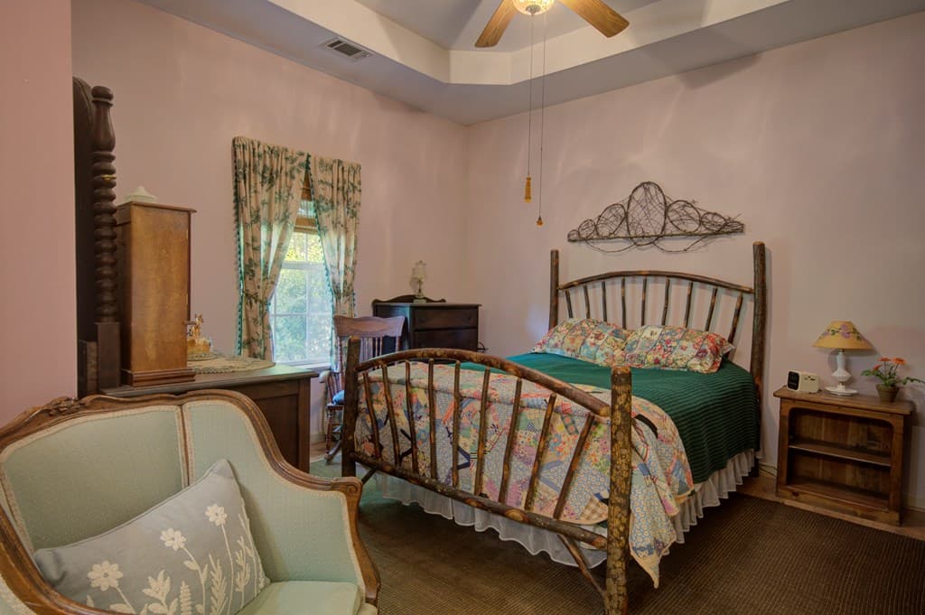 35 Kitchen Way West, Dahlonega GA 30533 - Photo
