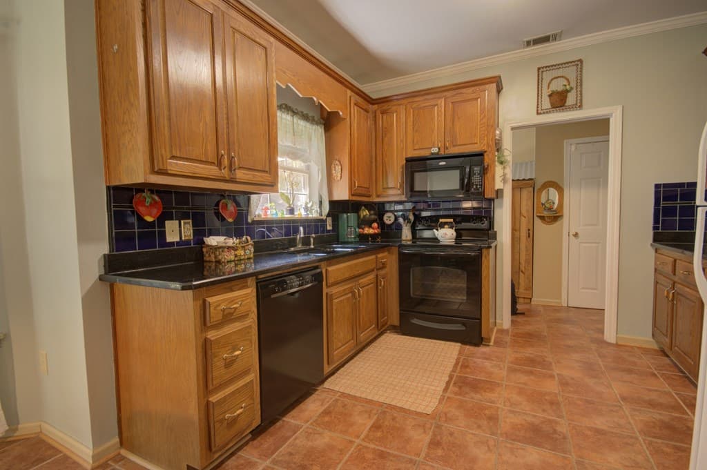35 Kitchen Way West, Dahlonega GA 30533 - Photo