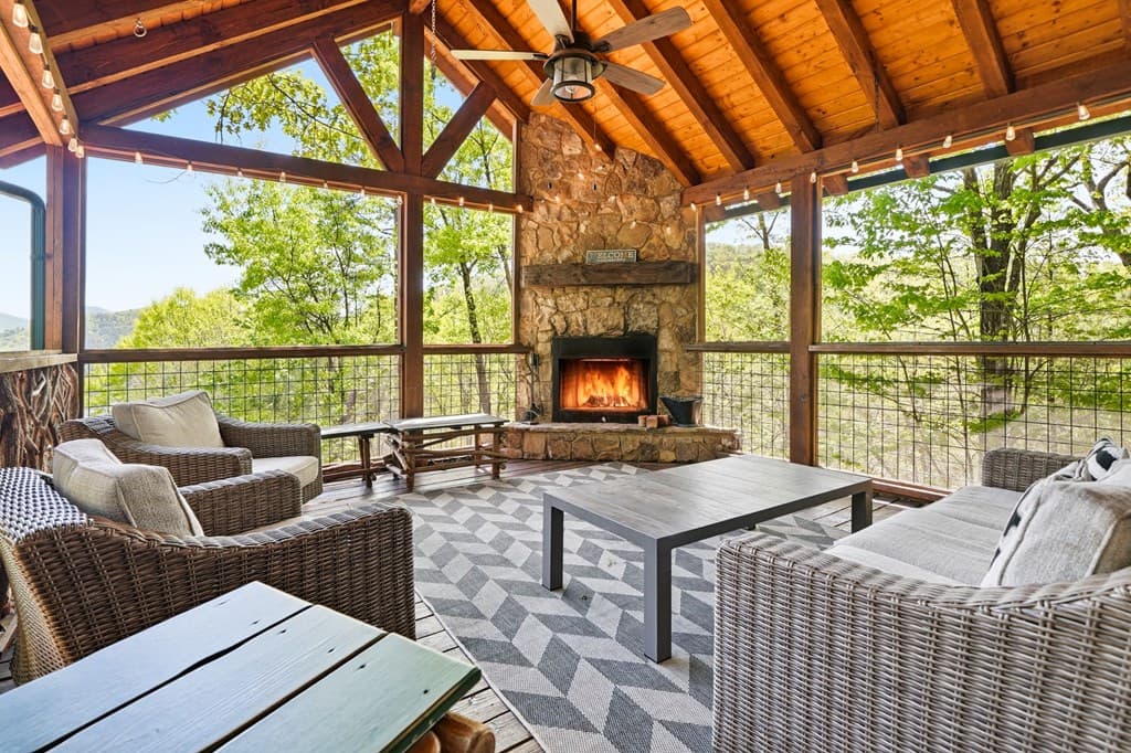 287 Necowa Cove Overlook, Blue Ridge GA 30513 - Photo