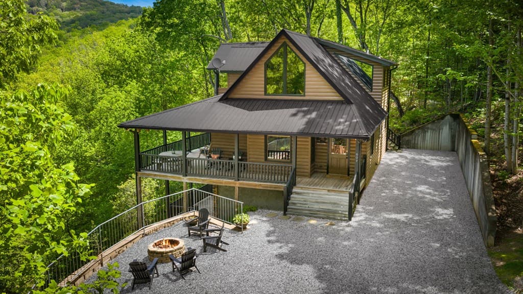 607 Rhonda Lane, Mineral Bluff GA 30559 - Photo