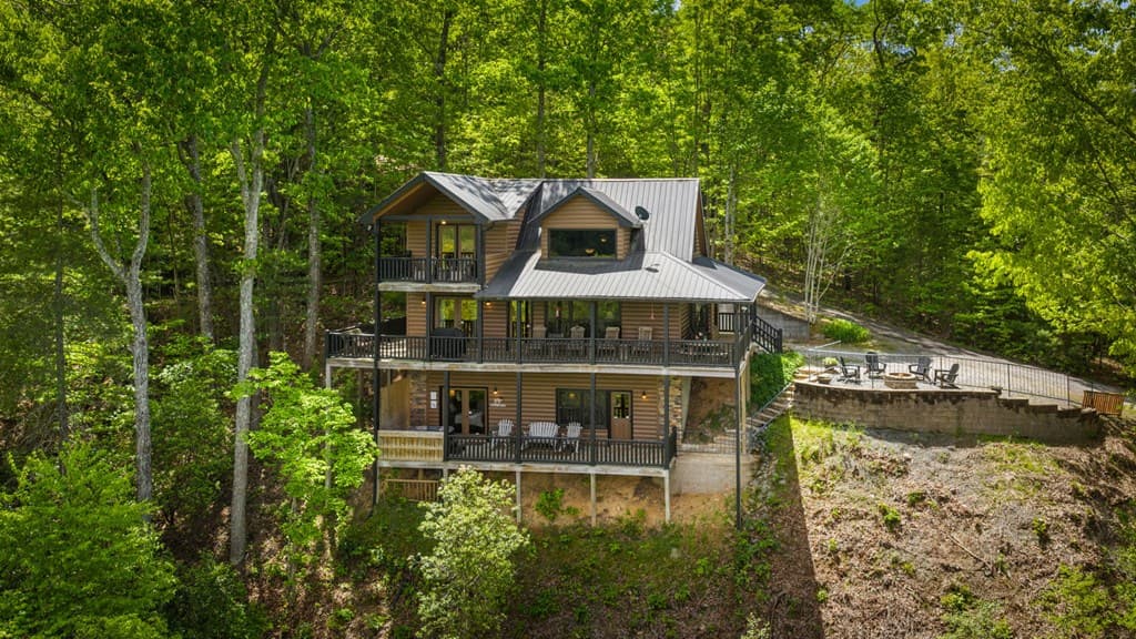607 Rhonda Lane, Mineral Bluff GA 30559 - Photo