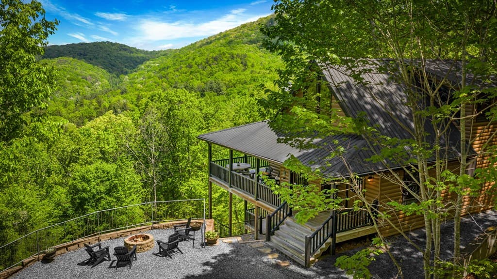 607 Rhonda Lane, Mineral Bluff GA 30559 - Photo