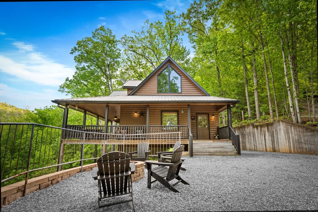607 Rhonda Lane, Mineral Bluff GA 30559 - Photo