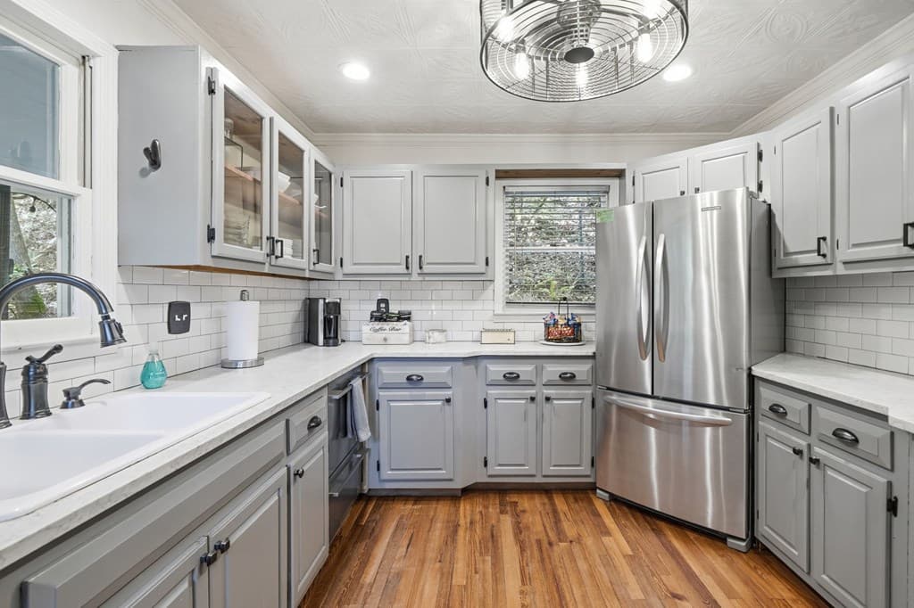 906 Riverside Lane, Blue Ridge GA 30513 - Photo