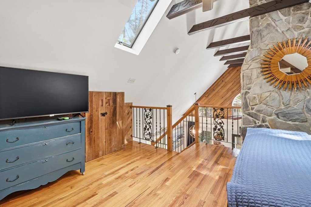 906 Riverside Lane, Blue Ridge GA 30513 - Photo