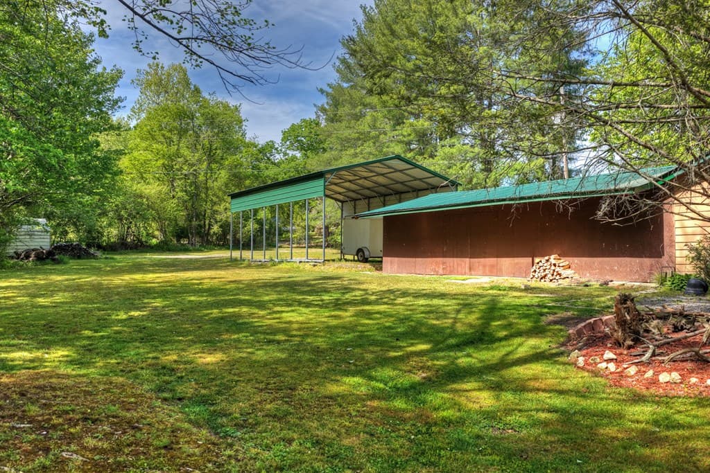 111 Candlewood Lane, Blue Ridge GA 30513 - Photo