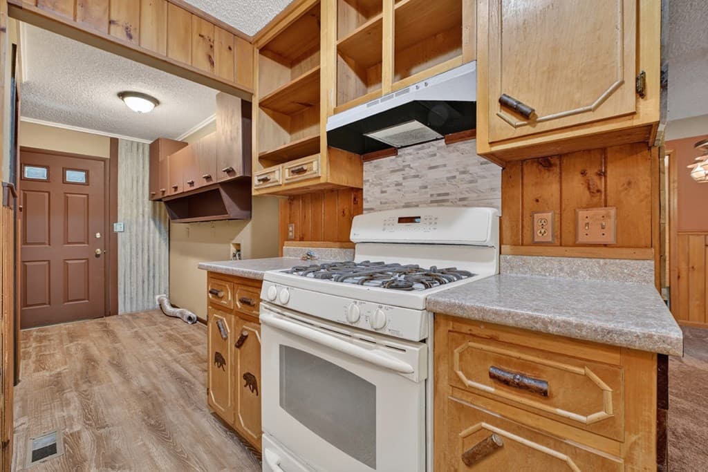 111 Candlewood Lane, Blue Ridge GA 30513 - Photo