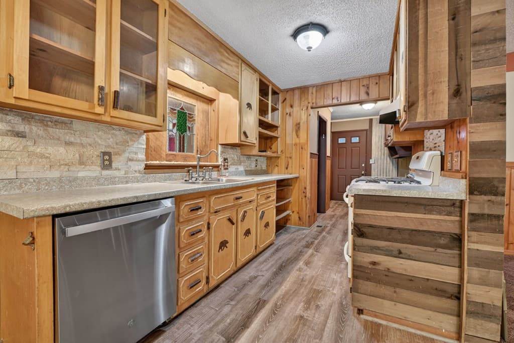 111 Candlewood Lane, Blue Ridge GA 30513 - Photo