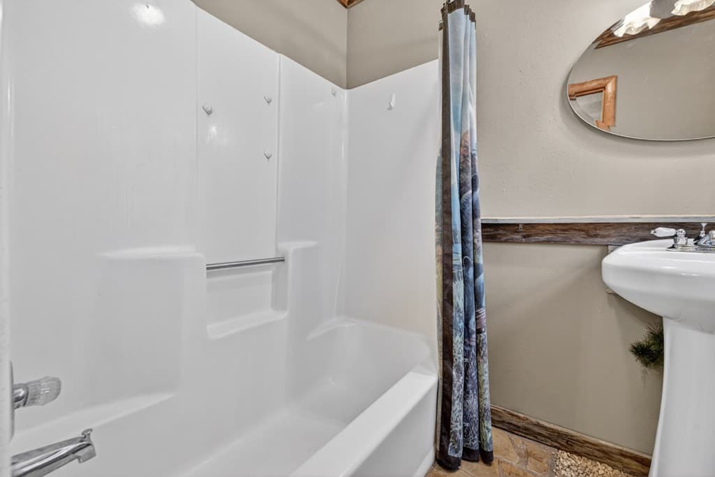 111 Candlewood Lane, Blue Ridge GA 30513 - Photo