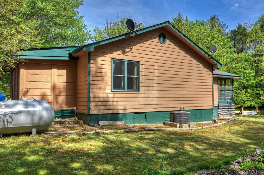 111 Candlewood Lane, Blue Ridge GA 30513 - Photo