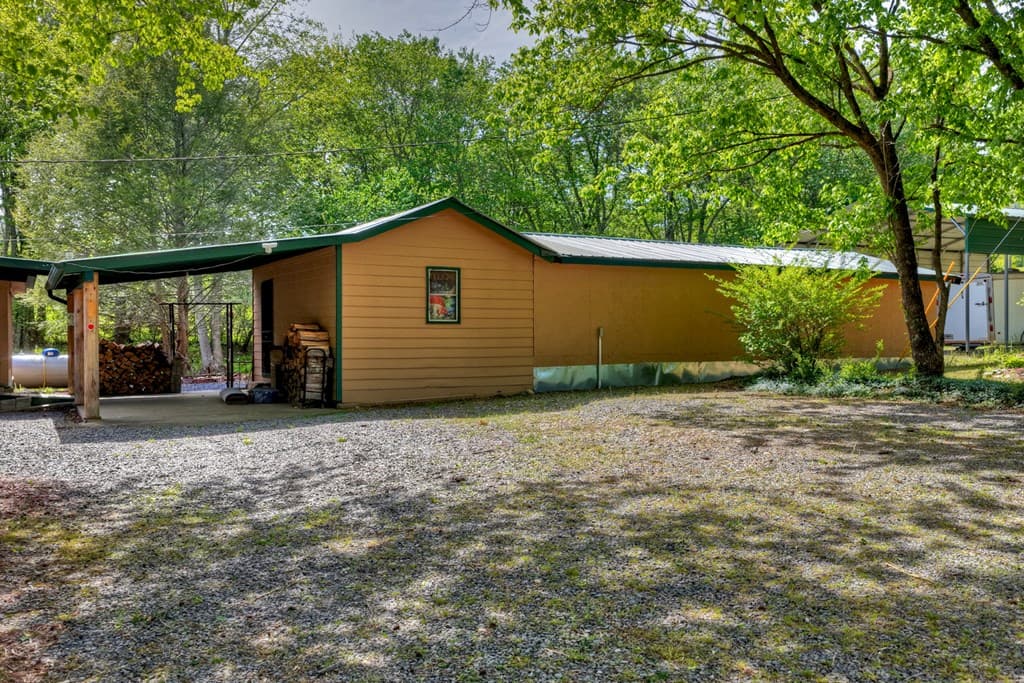 111 Candlewood Lane, Blue Ridge GA 30513 - Photo