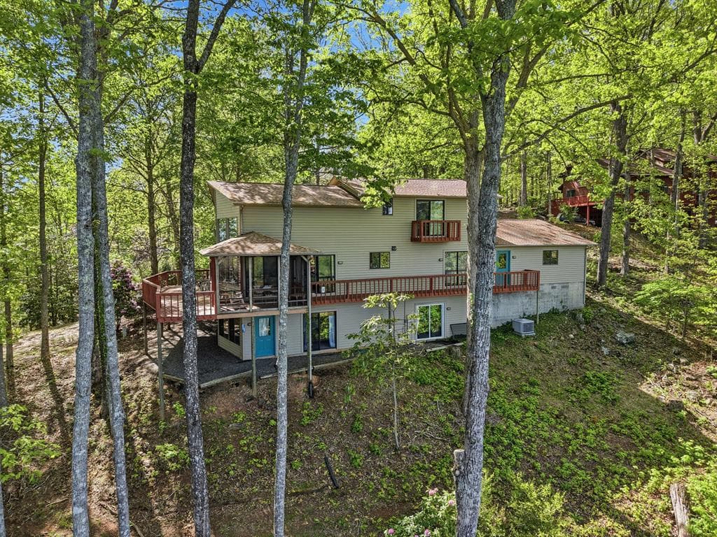 860 Frog Pond Road, Hiawassee GA 30546 - Photo