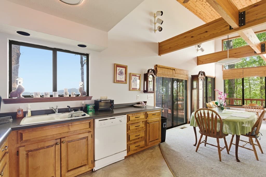 860 Frog Pond Road, Hiawassee GA 30546 - Photo