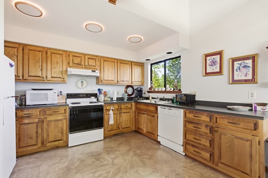 860 Frog Pond Road, Hiawassee GA 30546 - Photo
