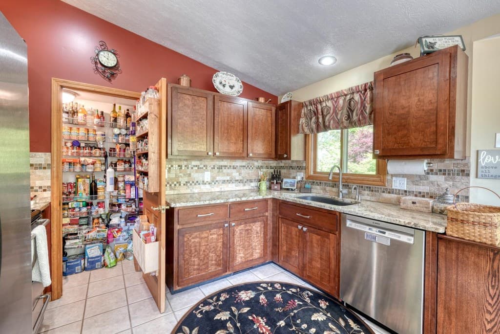 5940 Jackson Lane, Young Harris GA 30582 - Photo