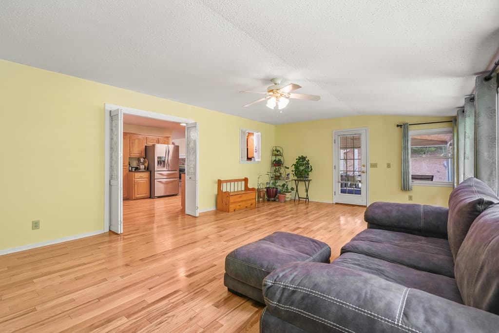 7616 Highland Oaks Drive, Young Harris GA 30582 - Photo