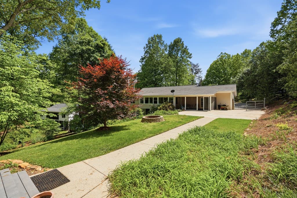 7616 Highland Oaks Drive, Young Harris GA 30582 - Photo