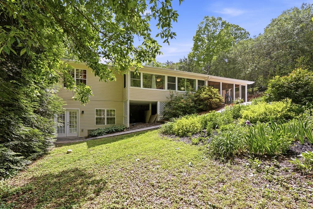 7616 Highland Oaks Drive, Young Harris GA 30582 - Photo