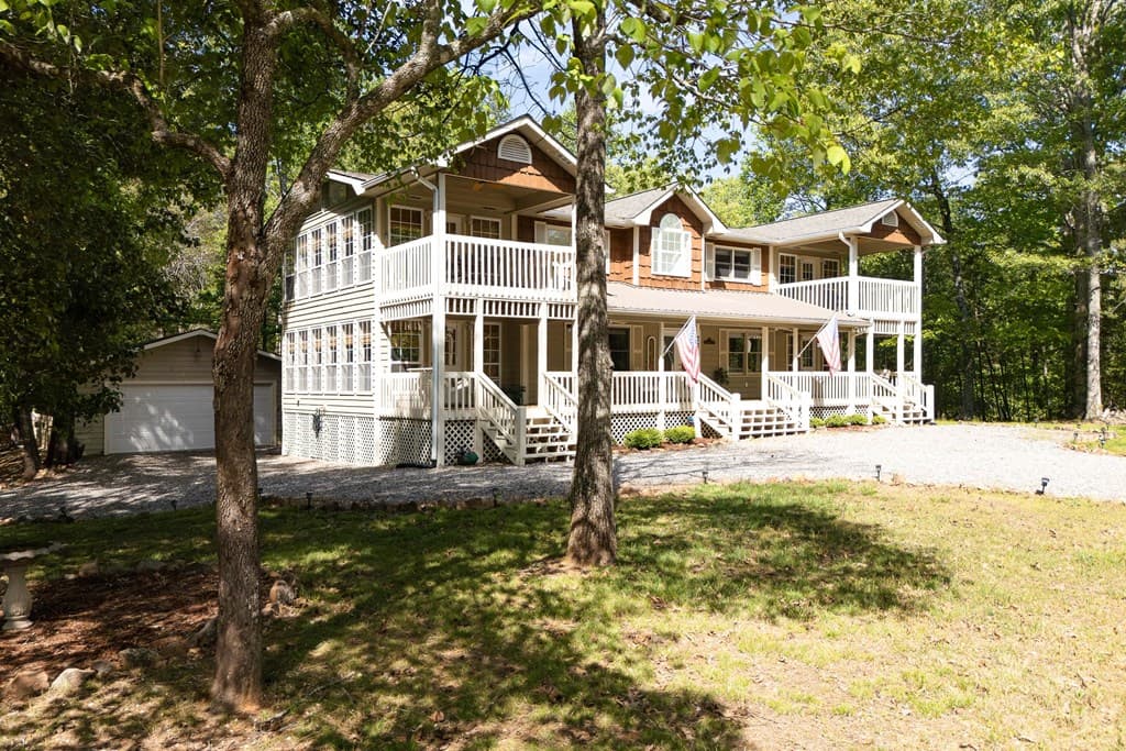721 Whispering Pines Road, Blairsville GA 30512 - Photo