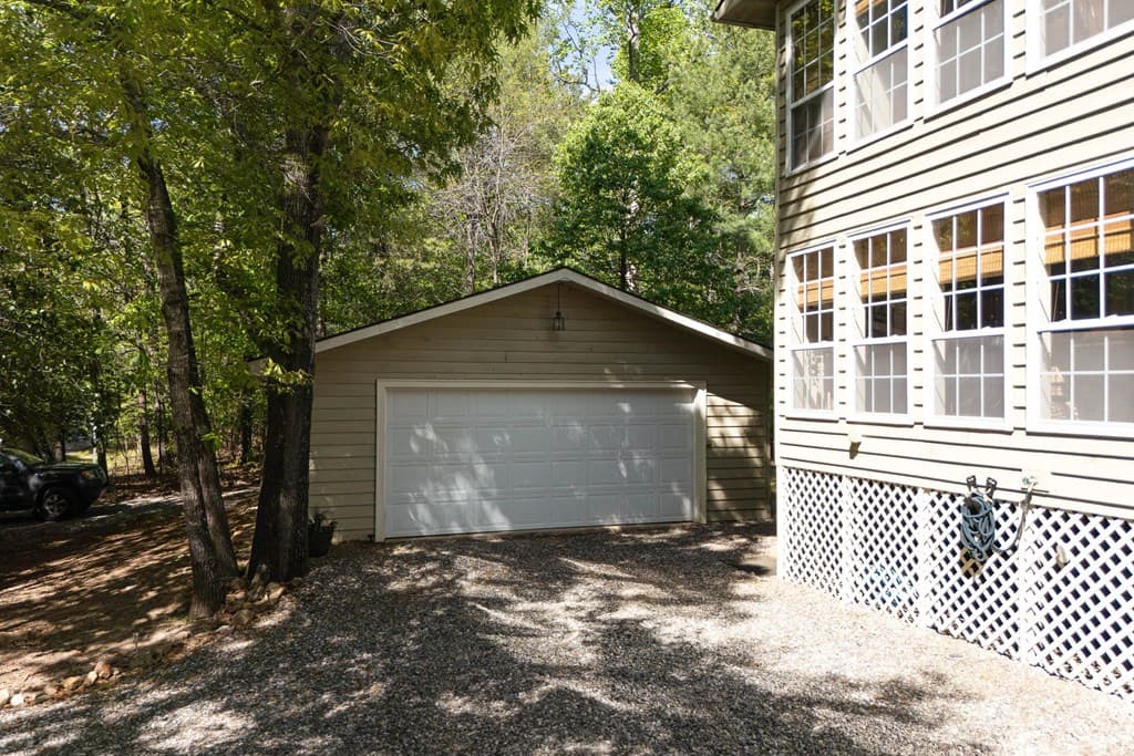 721 Whispering Pines Road, Blairsville GA 30512 - Photo