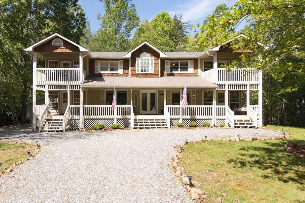 721 Whispering Pines Road, Blairsville GA 30512 - Primary photo