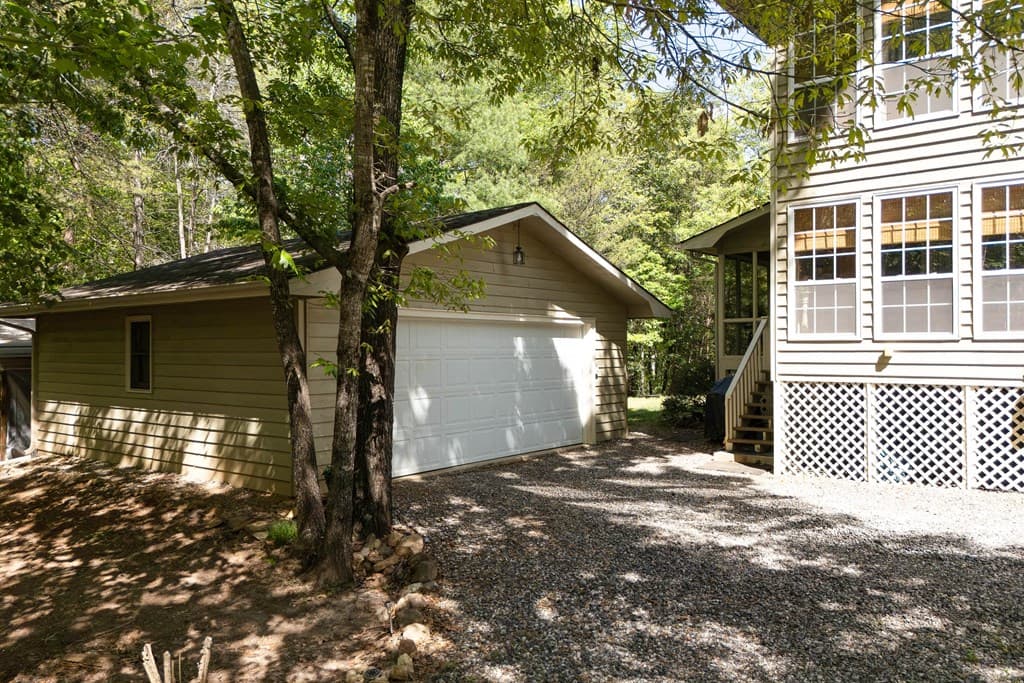 721 Whispering Pines Road, Blairsville GA 30512 - Photo