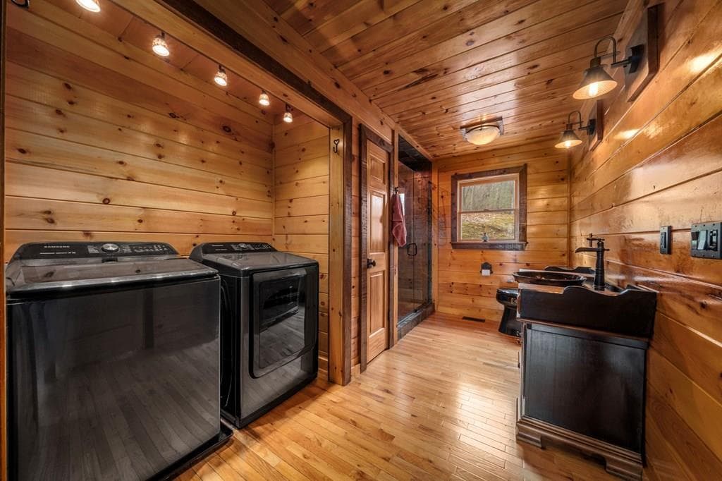 247 Toccoa Overlook Drive, Blue Ridge GA 30513 - Photo
