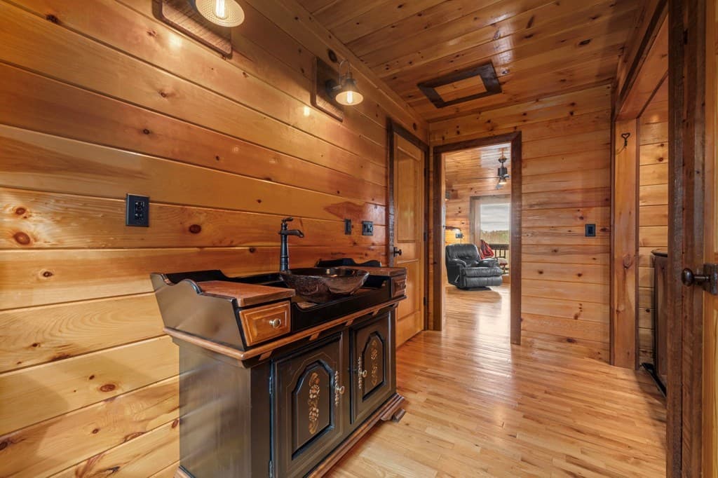 247 Toccoa Overlook Drive, Blue Ridge GA 30513 - Photo