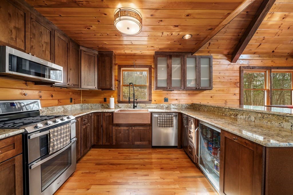 247 Toccoa Overlook Drive, Blue Ridge GA 30513 - Photo