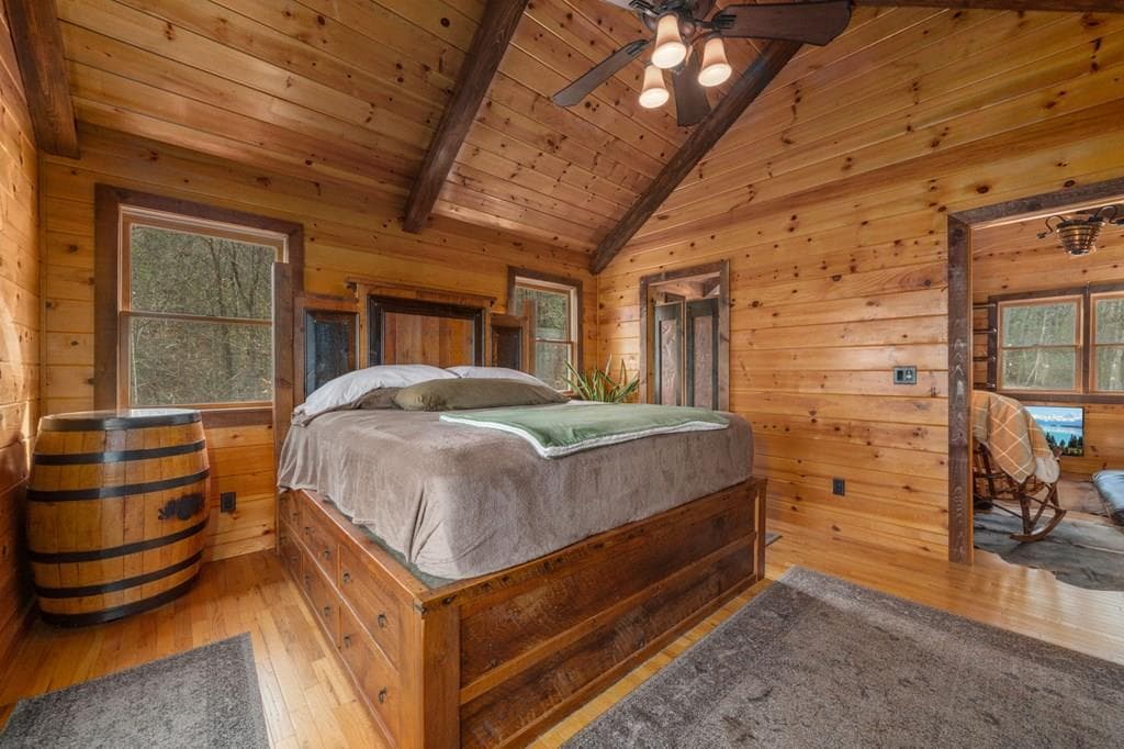 247 Toccoa Overlook Drive, Blue Ridge GA 30513 - Photo